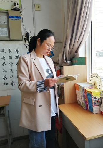 新密市平陌镇 牛岭小学 韩松焕 享受美好时光